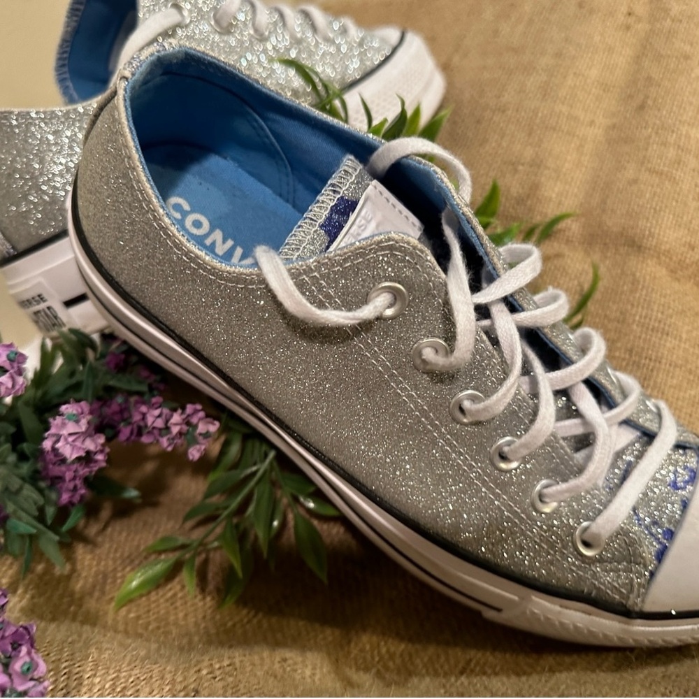 Women’s CONVERSE Silver Sparkle Glitter Sneakers Size 9 - Picture 5 of 15